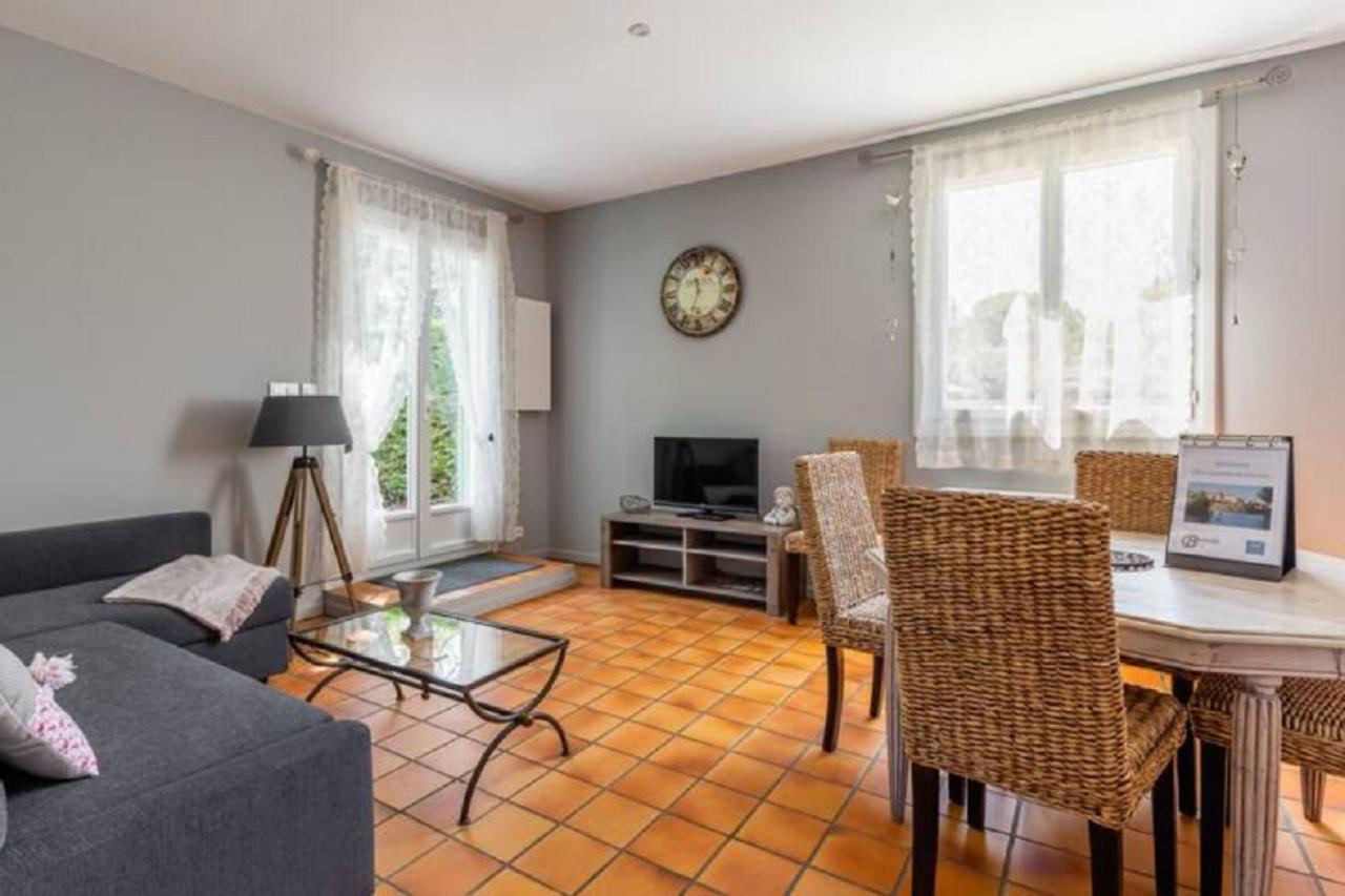 La Bastide De L Etang Apartment LʼIsle-sur-la-Sorgue Екстериор снимка